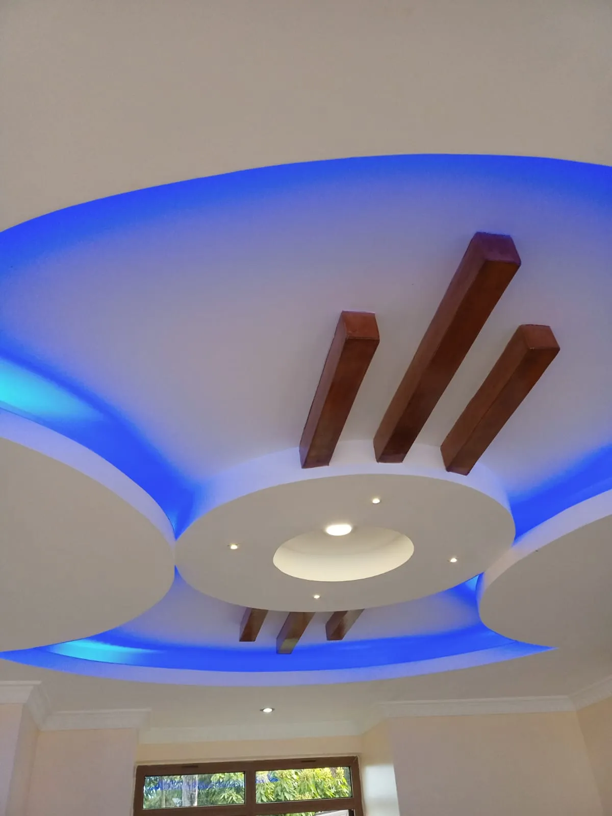 Gypsum Ceiling with Cove Lighting, Karen